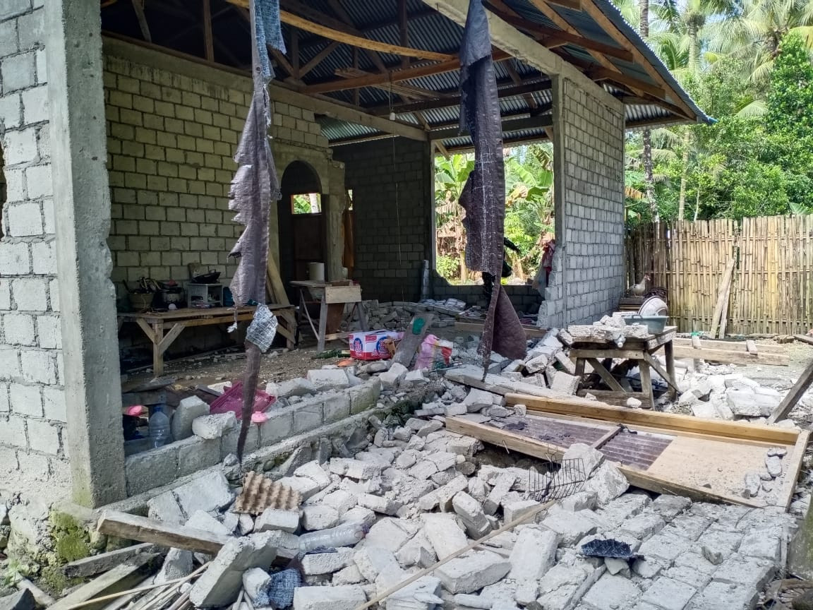 Kerusakan akibat kempa di Kabupaten Kepulauan Talaud Sulawesi Utara (Foto - BPBD Kabupaten Talaud)