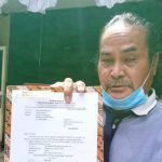 Hendra kuasa hukum MR menunjukkan bukti laporan RA karena kasus poliandri