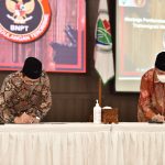 Mendes PDTT dan Kepala BNPT meneken MoU mencegah paham Radikal.