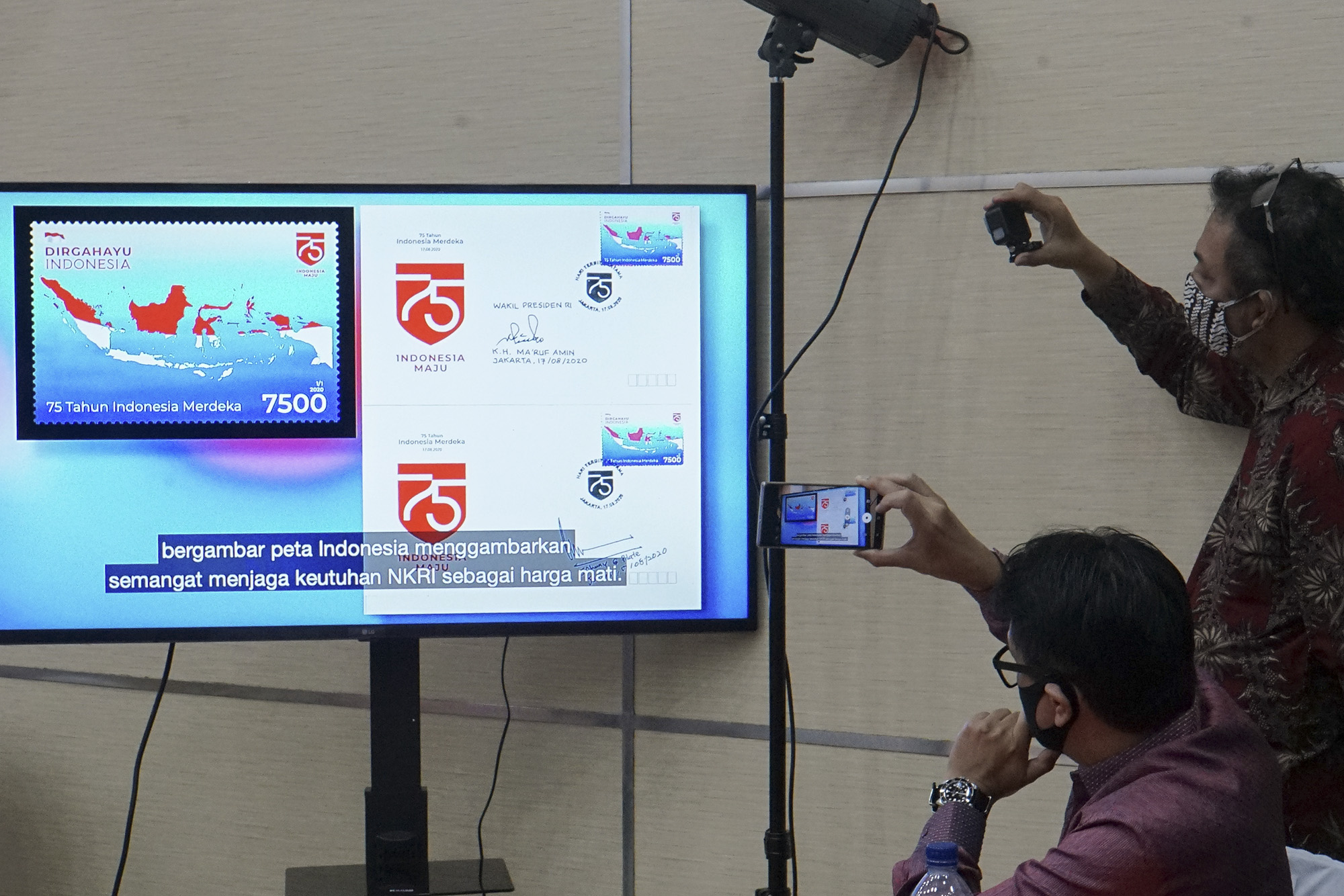 Sejarah telah membuktikan bahwa Indonesia adalah bangsa yang besar dan mampu menghadapi berbagai macam tantangan dalam berbangsa dan bernegara