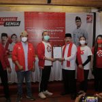 deklarasi penyerahan dukungan Penyerahan dukungan dari PSI kepada calon yang didukung untuk maju di Pilkada Tangsel.