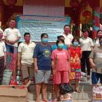 pengurus PSMTI foto bersama warga