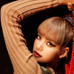 Lisa BLACKPINK minta maaf