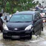 Perhatikan saat mobil kebanjiran
