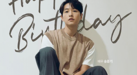 Song Joong Ki menjadi aktor Korea paling dibicarakan di media sosial.