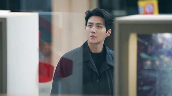 Aktor Kim Seon Ho Diam, Dispatch Bongkar Fakta Mantan Pacarnya