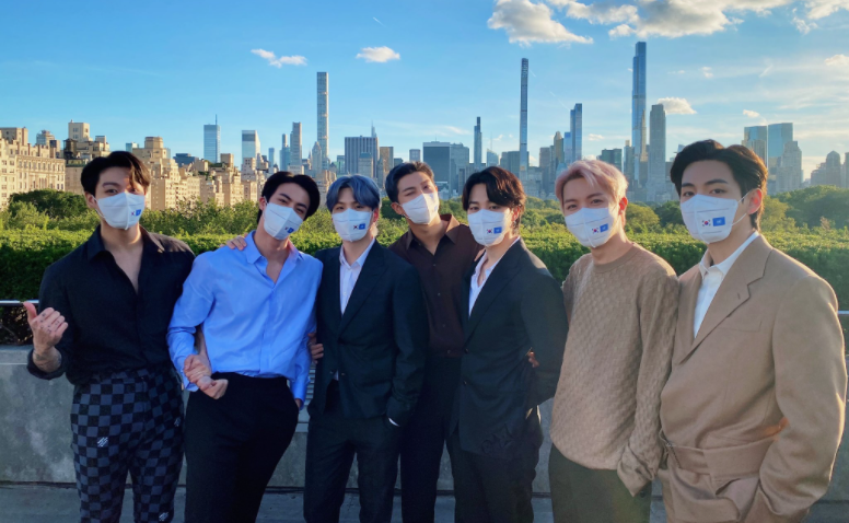 Personel BTS Pamit ke Amerika Demi ARMY