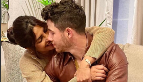 Priyanka Chopra Dikabarkan Hamil, Usai Tepis Isu Cerai