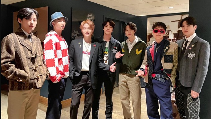 Member BTS Diizinkan Buka Akun Instagram, Ini Alasannya