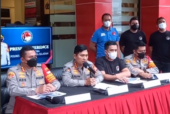 Rizky Nazar Berstatus Tersangka