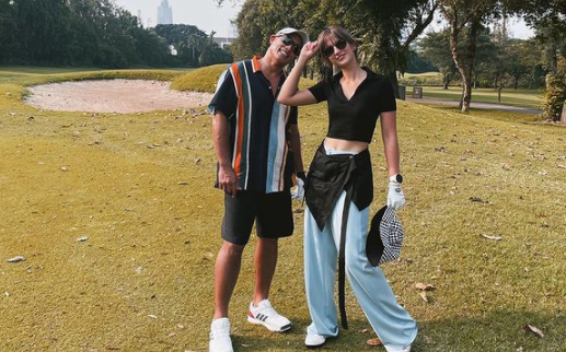 Nia Ramadhani & Ardi Bakrie Santai Jalani Sidang Perdana