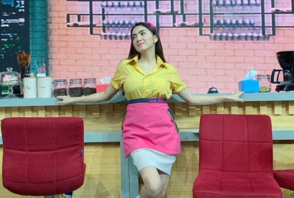 Angel Karamoy Senang Bisa Dengar Suara Token Listrik