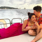 Priyanka Chopra Priyanka Chora & Nick Jonas Sambut Bayi Pertama Mereka