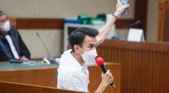 Adam Deni Bersyukur Jerinx Divonis Setahun Penjara