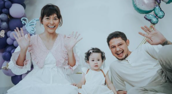 Bunga Jelitha & Syamsir ALam Siap Sambut Anak Kedua