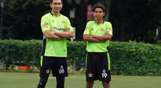 Darius Sinathrya Berat Kirim Anak Sekolah ke Prancis