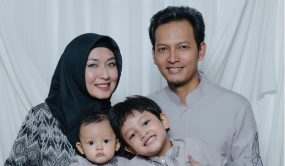 Fedi Nuril Dikaruniai Anak Ketiga