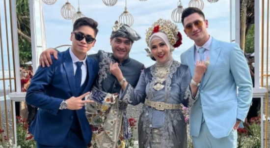 Pasangan Venna Melinda & Ferry Irawan Bikin Perjanjian Pranikah, Bikin Syok