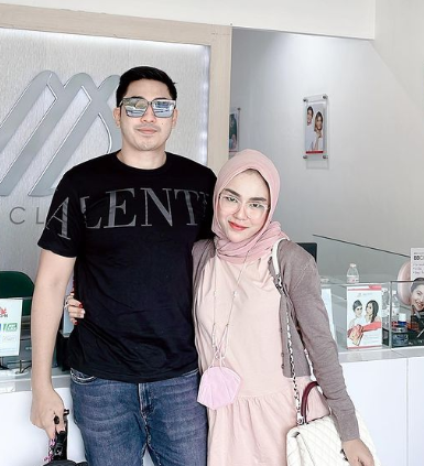 Medina Zein Bertekad Cerai Dari Lukman Azhari