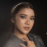 Tiara Andini Menggandeng Kekasih Di MV Terbarunya Tiara Andini Menggandeng Kekasih Di MV Terbarunya