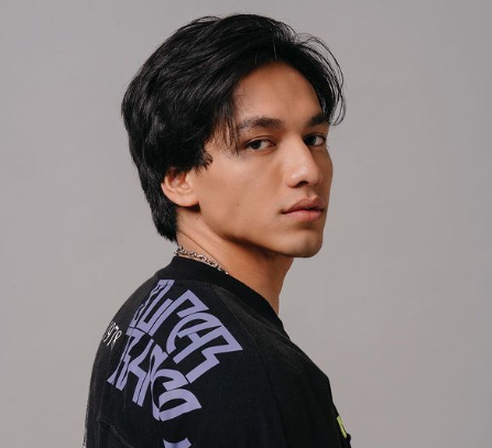 Ciuman Dengan Cowok, Jefri Nichol Minta Maaf