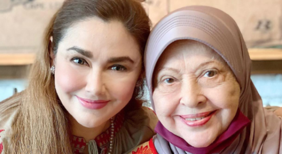 Mieke Wijaya Dan Suami Dimakamkan Satu Liang Lahat