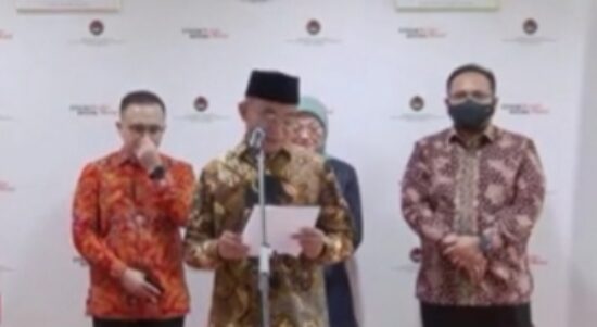 Meno PMK Muhajir Effendi saat jumpa pers. (Istimewa)