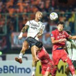 ef636da2-9679-42f1-81e8-18e6beaf923d