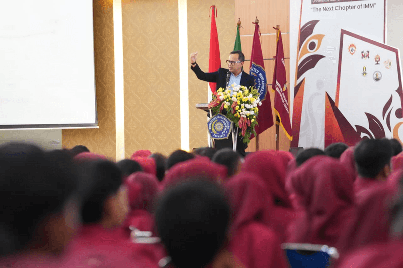 Hadiri ORDIK UM Surabaya, Wamendagri Bima Arya Dorong Mahasiswa Jadi Generasi Kosmopolitan Berkarakter Kuat