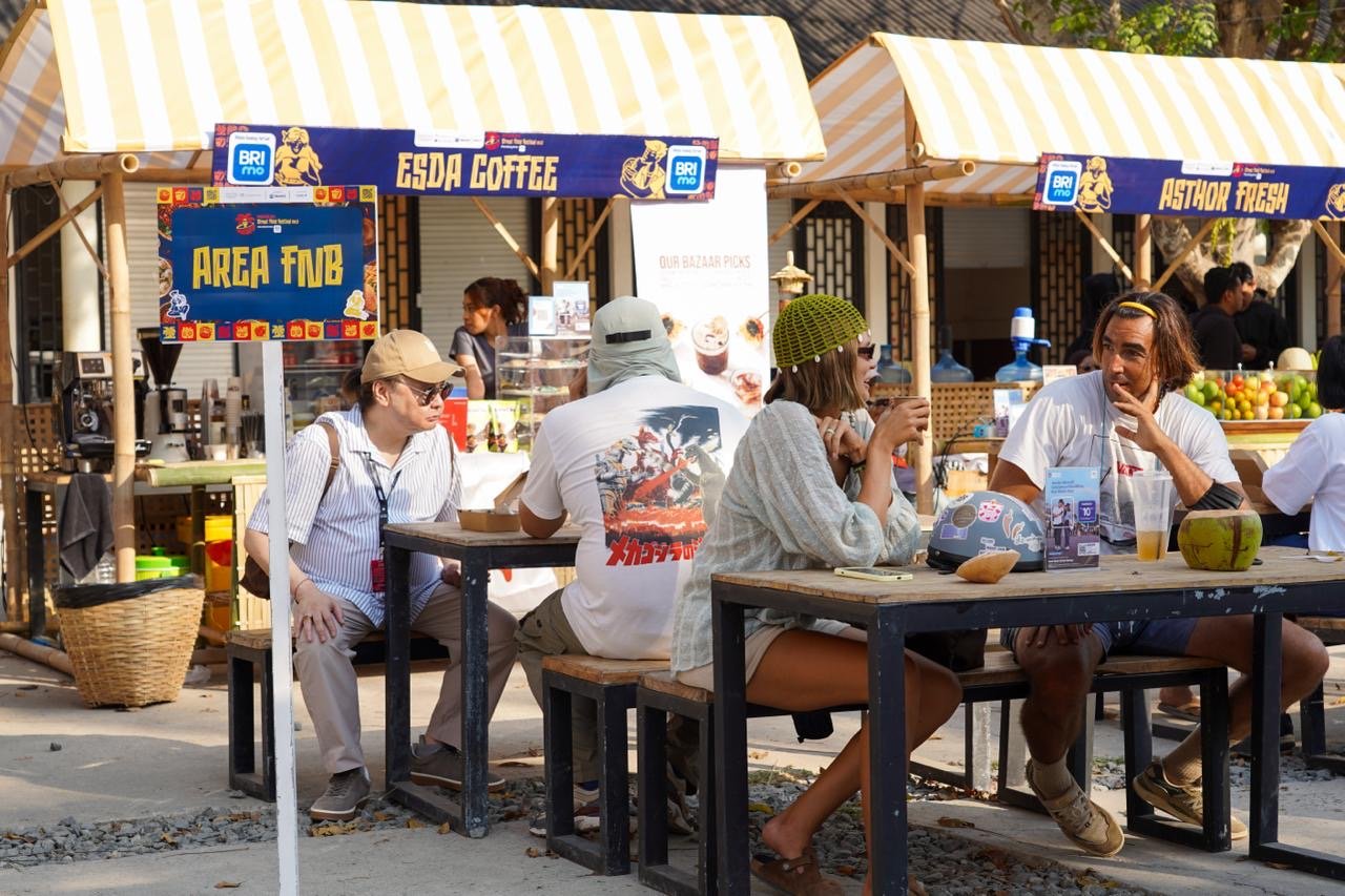 Cicipi Kuliner Lokal di Mandalika Street Food Festival, UMKM Rasakan Dampak Positif Pertamina Grand Prix of Indonesia 2026