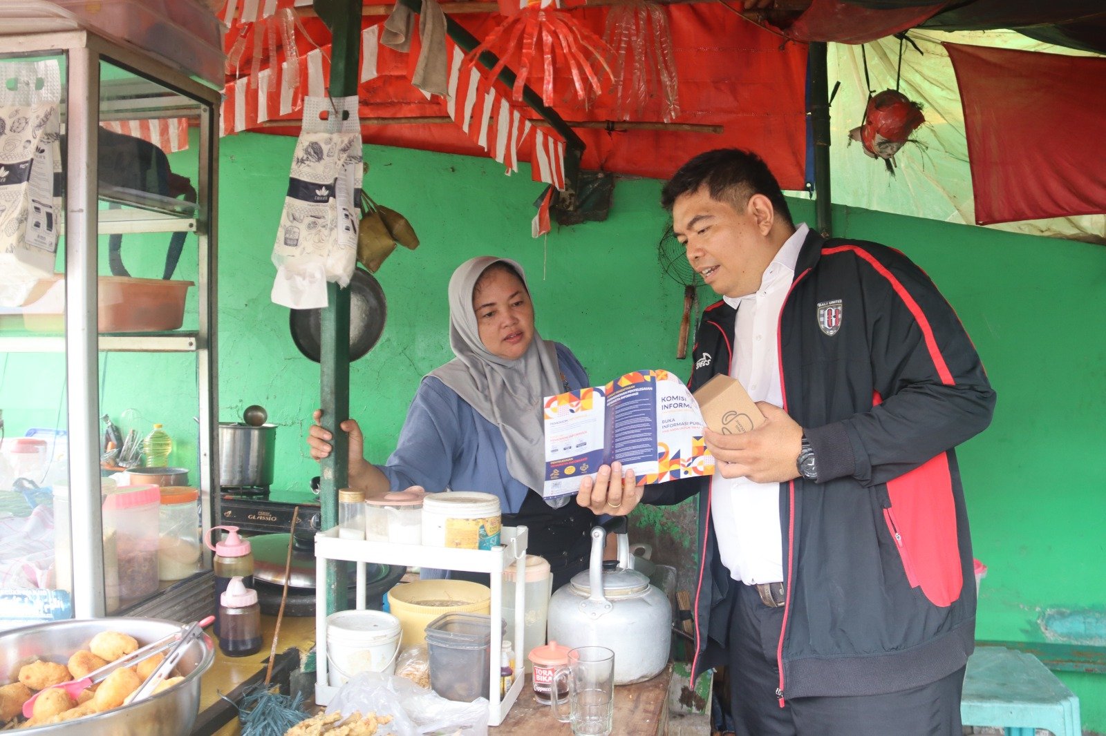 Turun ke Pasar, KI DKI Jakarta Pastikan Pedagang Pasar Teredukasi Hak Akses Informasi Publik